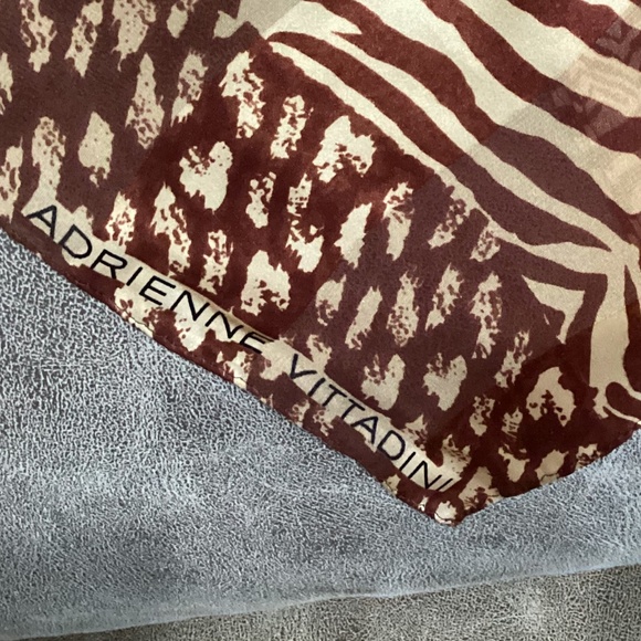 100% silk scarf Adrienne Vittadini - Picture 5 of 5